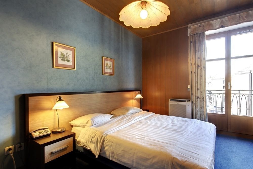 Hotel Central Geneva Exterior photo